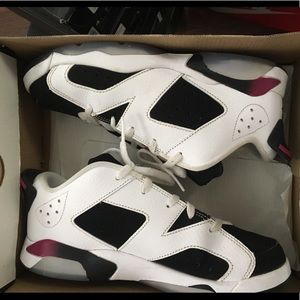 Jordan Fuchsia 6 lows